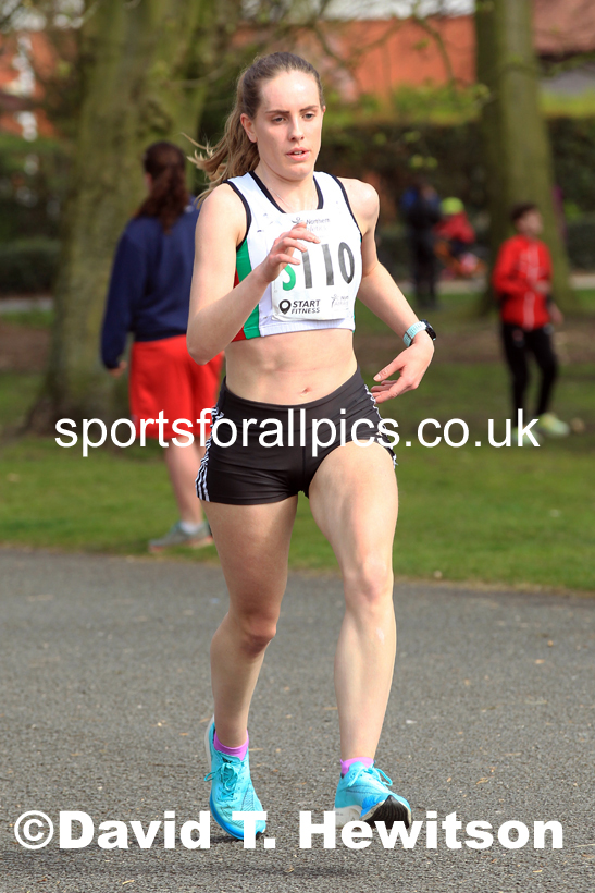 Senior Womens Northern 6 Stage Road Relay, 2022 Northern 12 and 6 Stage Road Relays,  Birkenhead Park, Birkenhead, Wirral.  Photo: David T. Hewitson/Sports for All Pics